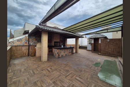 Apartamento para alugar com 350m², 3 quartos e 2 vagasTerraço