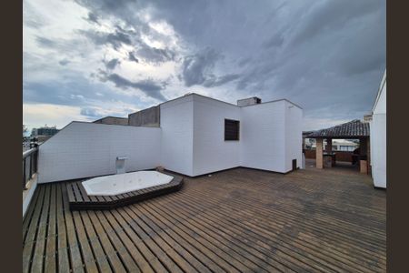 Apartamento para alugar com 350m², 3 quartos e 2 vagasTerraço