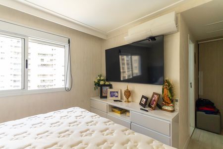 Apartamento à venda com 130m², 3 quartos e 2 vagas Apartamento à venda com 130m², 3 quartos e 2 vagasSuíte 1