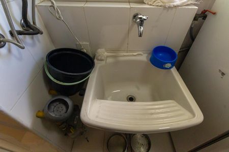 Apartamento à venda com 130m², 3 quartos e 2 vagas Apartamento à venda com 130m², 3 quartos e 2 vagasÁrea de Serviço