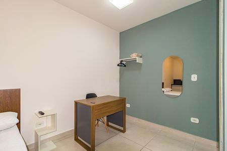 Quarto de kitnet/studio para alugar com 1 quarto, 25m² em Vila Regente Feijó, São Paulo