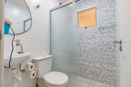 Banheiro de kitnet/studio para alugar com 1 quarto, 25m² em Vila Regente Feijó, São Paulo
