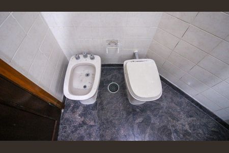 Apartamento para alugar com 121m², 4 quartos e 2 vagas Apartamento para alugar com 121m², 4 quartos e 2 vagasBanheiro da Suíte