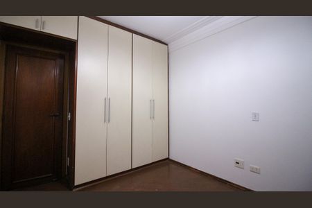 Apartamento para alugar com 121m², 4 quartos e 2 vagas Apartamento para alugar com 121m², 4 quartos e 2 vagasQuarto 2
