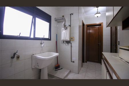 Apartamento para alugar com 121m², 4 quartos e 2 vagas Apartamento para alugar com 121m², 4 quartos e 2 vagasÁrea de Serviço