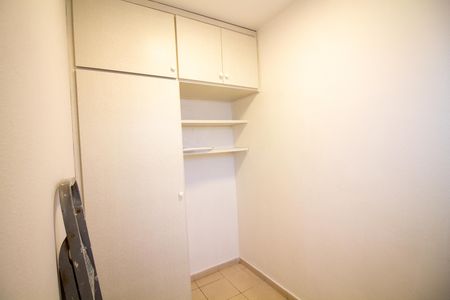 Apartamento para alugar com 80m², 3 quartos e 1 vaga Apartamento para alugar com 80m², 3 quartos e 1 vagaQuarto de Serviço