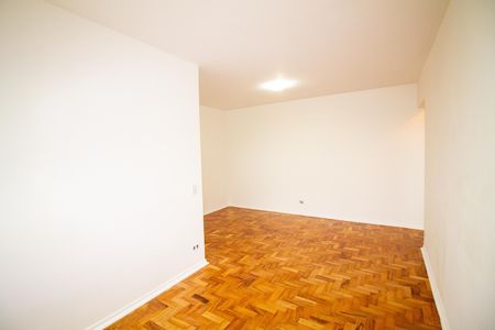 Apartamento para alugar com 80m², 3 quartos e 1 vaga Apartamento para alugar com 80m², 3 quartos e 1 vagaSala