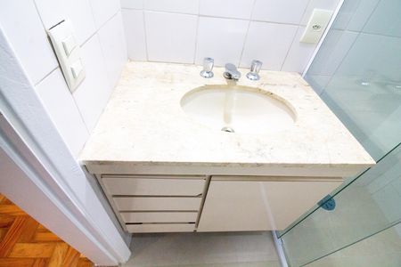 Apartamento para alugar com 80m², 3 quartos e 1 vaga Apartamento para alugar com 80m², 3 quartos e 1 vagaBanheiro social