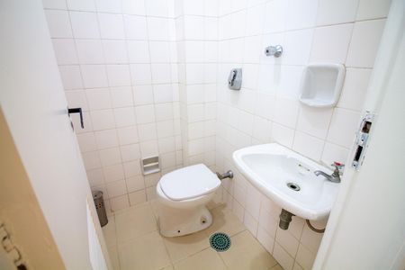 Apartamento para alugar com 80m², 3 quartos e 1 vaga Apartamento para alugar com 80m², 3 quartos e 1 vagaBanheiro de Serviço