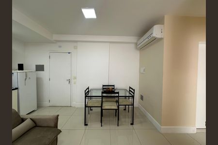 Apartamento à venda com 40m², 1 quarto e 1 vagaSala