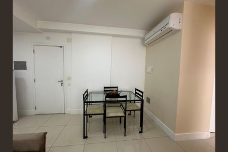 Sala de apartamento à venda com 1 quarto, 40m² em Melville Empresarial Ii, Barueri