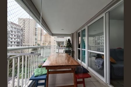 Apartamento à venda com 67m², 1 quarto e 1 vagaVaranda da Sala