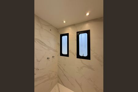 Apartamento à venda com 180m², 3 quartos e 3 vagasBanheiro Suíte 3