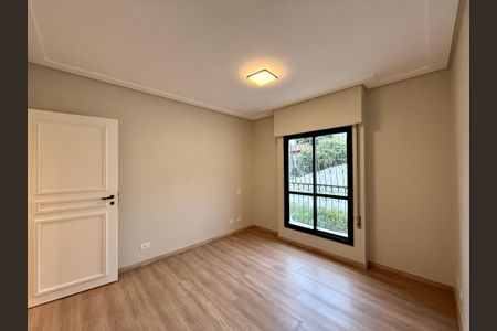 Apartamento à venda com 180m², 3 quartos e 3 vagasSuíte 3