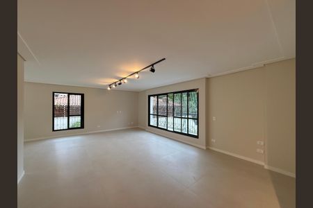 Apartamento à venda com 180m², 3 quartos e 3 vagasSala 