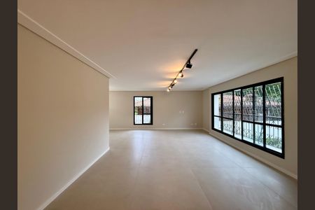 Apartamento à venda com 180m², 3 quartos e 3 vagasSala 