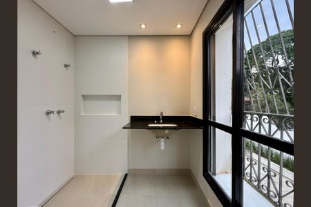 Apartamento à venda com 180m², 3 quartos e 3 vagasBanheiro Suíte 1