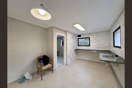 Apartamento à venda com 180m², 3 quartos e 3 vagasCozinha 