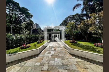 Apartamento à venda com 180m², 3 quartos e 3 vagasEntrada 