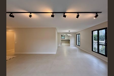 Apartamento à venda com 180m², 3 quartos e 3 vagasSala 