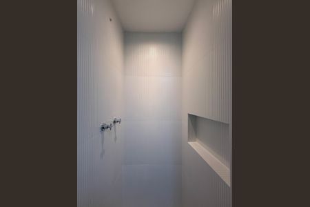 Apartamento à venda com 180m², 3 quartos e 3 vagasBanheiro Suíte 2