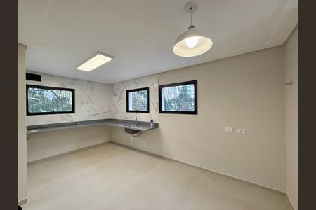 Apartamento à venda com 180m², 3 quartos e 3 vagasCozinha 
