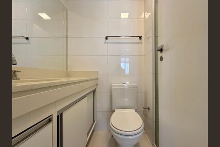 Apartamento para alugar com 63m², 2 quartos e 1 vaga Apartamento para alugar com 63m², 2 quartos e 1 vagaBanheiro Social