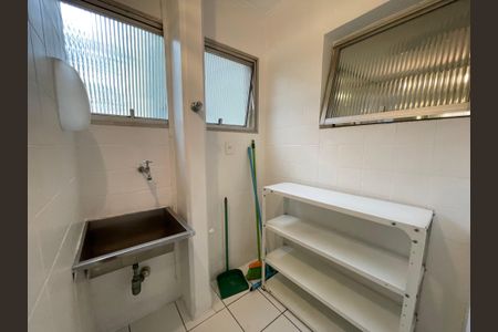 Apartamento para alugar com 60m², 2 quartos e 1 vagaÁrea de Serviço