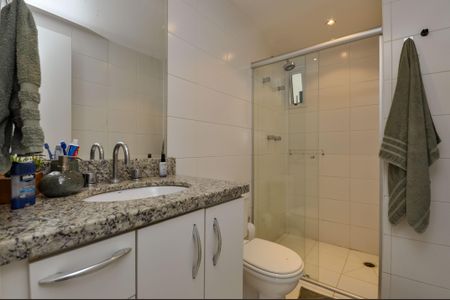 Apartamento à venda com 87m², 2 quartos e 2 vagasBanheiro Social