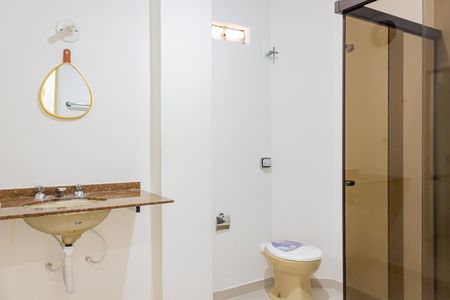 Apartamento para alugar com 100m², 3 quartos e sem vagaBanheiro