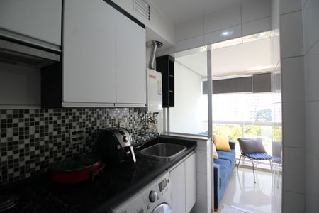 Apartamento à venda com 78m², 3 quartos e 1 vagaÁrea de Serviço