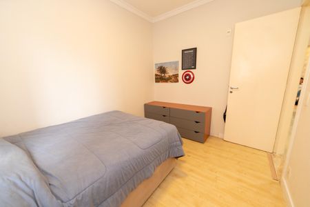 Apartamento à venda com 78m², 3 quartos e 1 vagaQuarto 2