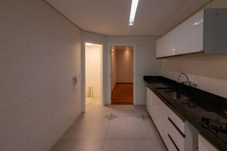 Apartamento para alugar com 170m², 4 quartos e 3 vagasCozinha