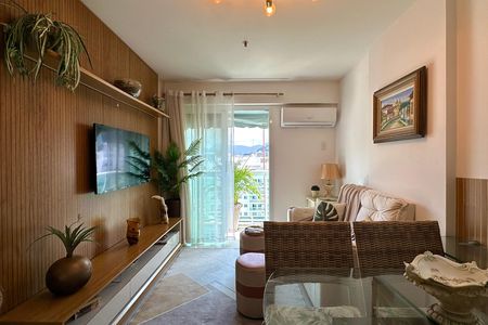 Apartamento à venda com 136m², 3 quartos e 2 vagas