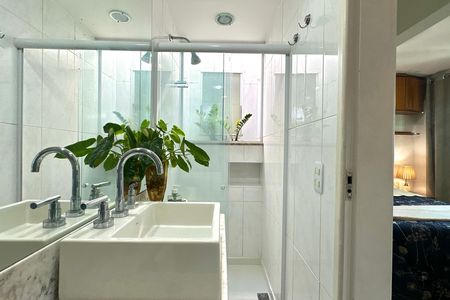 Apartamento à venda com 136m², 3 quartos e 2 vagas