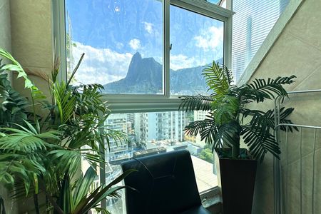 Apartamento à venda com 136m², 3 quartos e 2 vagas