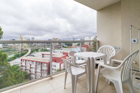 Studio à venda com 35m², 1 quarto e 1 vagaVaranda