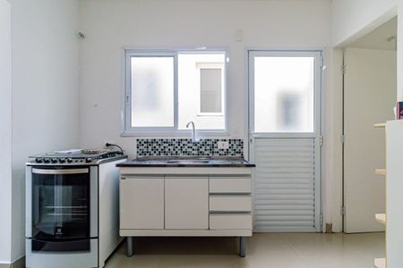 Studio de casa para alugar com 1 quarto, 45m² em Jardim Bonfiglioli, São Paulo