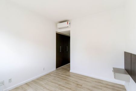 Apartamento à venda com 94m², 2 quartos e 2 vagasSuíte 1