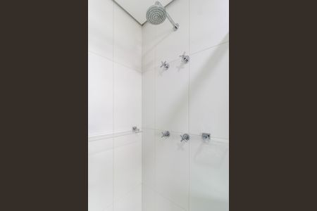 Apartamento à venda com 94m², 2 quartos e 2 vagasBanheiro da Suíte 2