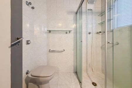 Apartamento à venda com 130m², 3 quartos e 1 vagaBanheiro da Suíte