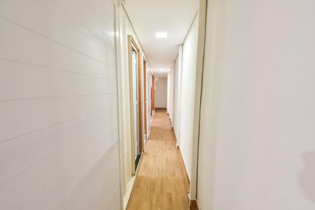 Casa de condomínio para alugar com 45m², 2 quartos e sem vagaCorredor