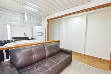 Casa de condomínio para alugar com 45m², 2 quartos e sem vagaSala/cozinha