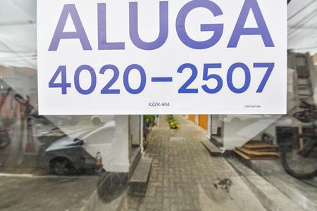 Placa de kitnet/studio para alugar com 2 quartos, 45m² em Aclimação, São Paulo