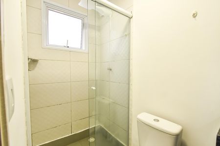 Banheiro da suíte de kitnet/studio para alugar com 2 quartos, 45m² em Aclimação, São Paulo