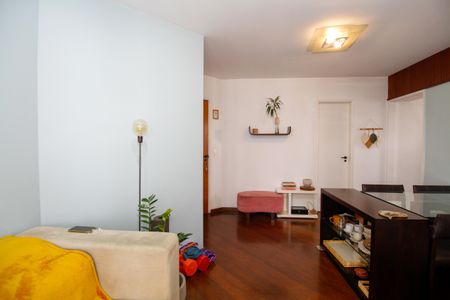 Sala de Estar de apartamento à venda com 1 quarto, 45m² em Sumarezinho, São Paulo