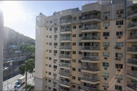 Apartamento para alugar com 75m², 2 quartos e 1 vagaVista da Suíte