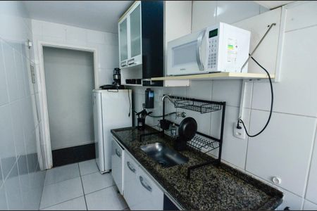 Apartamento para alugar com 75m², 2 quartos e 1 vagaCozinha