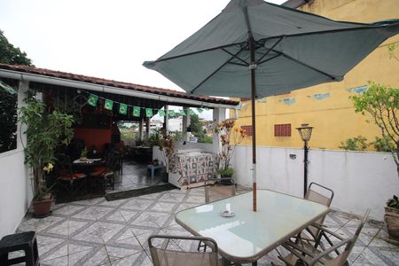 Casa para alugar com 100m², 2 quartos e 1 vagaTerraço
