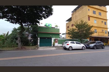 Casa para alugar com 100m², 2 quartos e 1 vaga Casa para alugar com 100m², 2 quartos e 1 vagaFachada